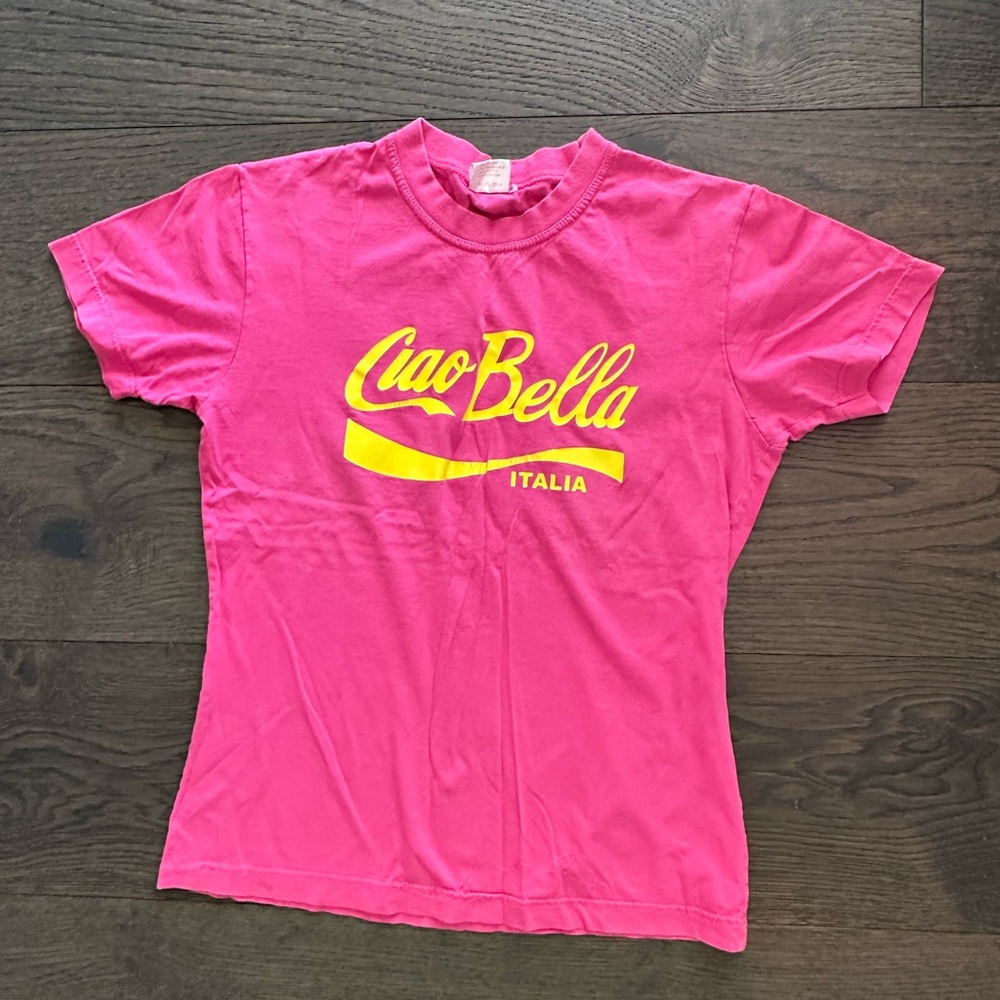 “Ciao Bella” Women’s Tee (Barbie Pink)